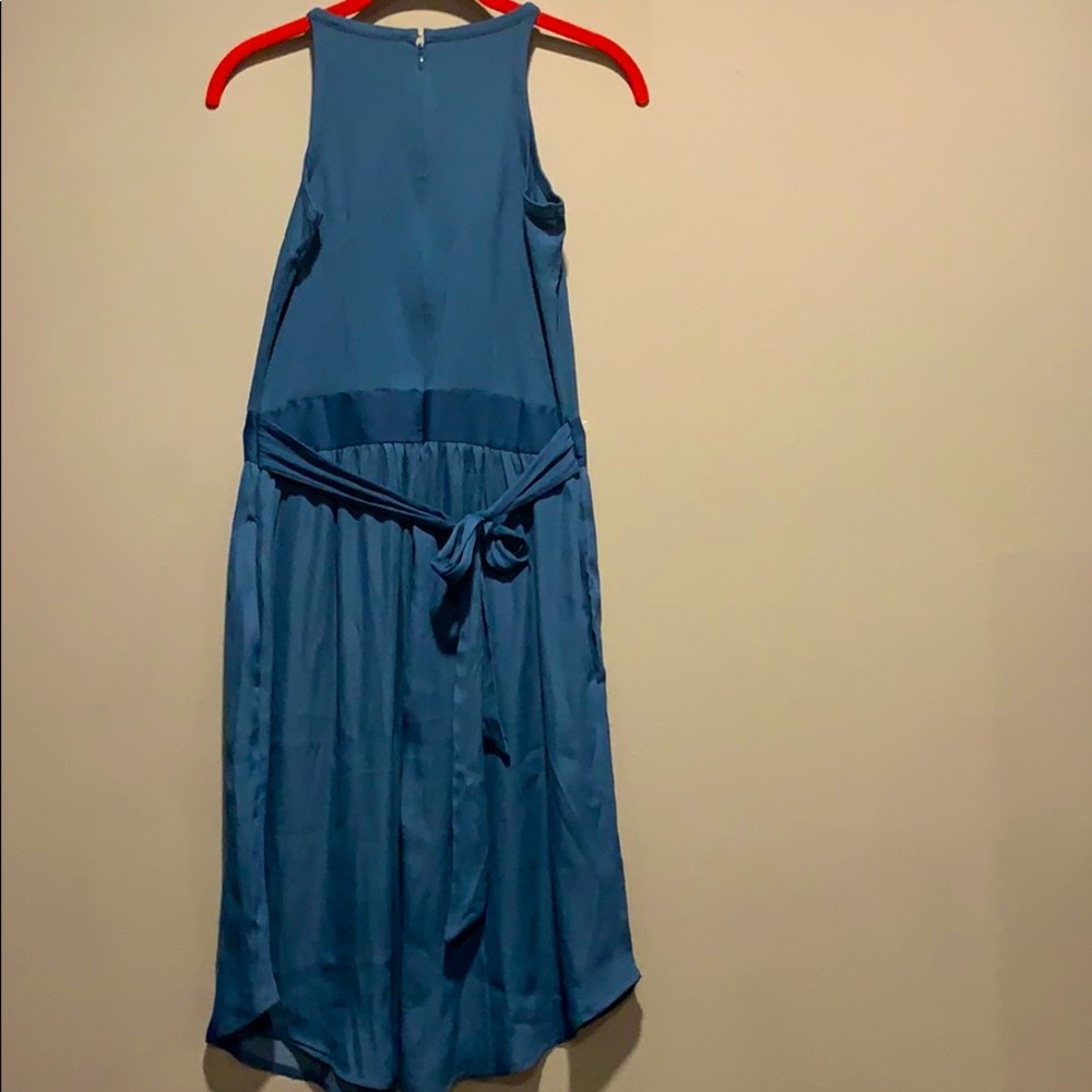 LOFT DRESS - Picture 3 of 4